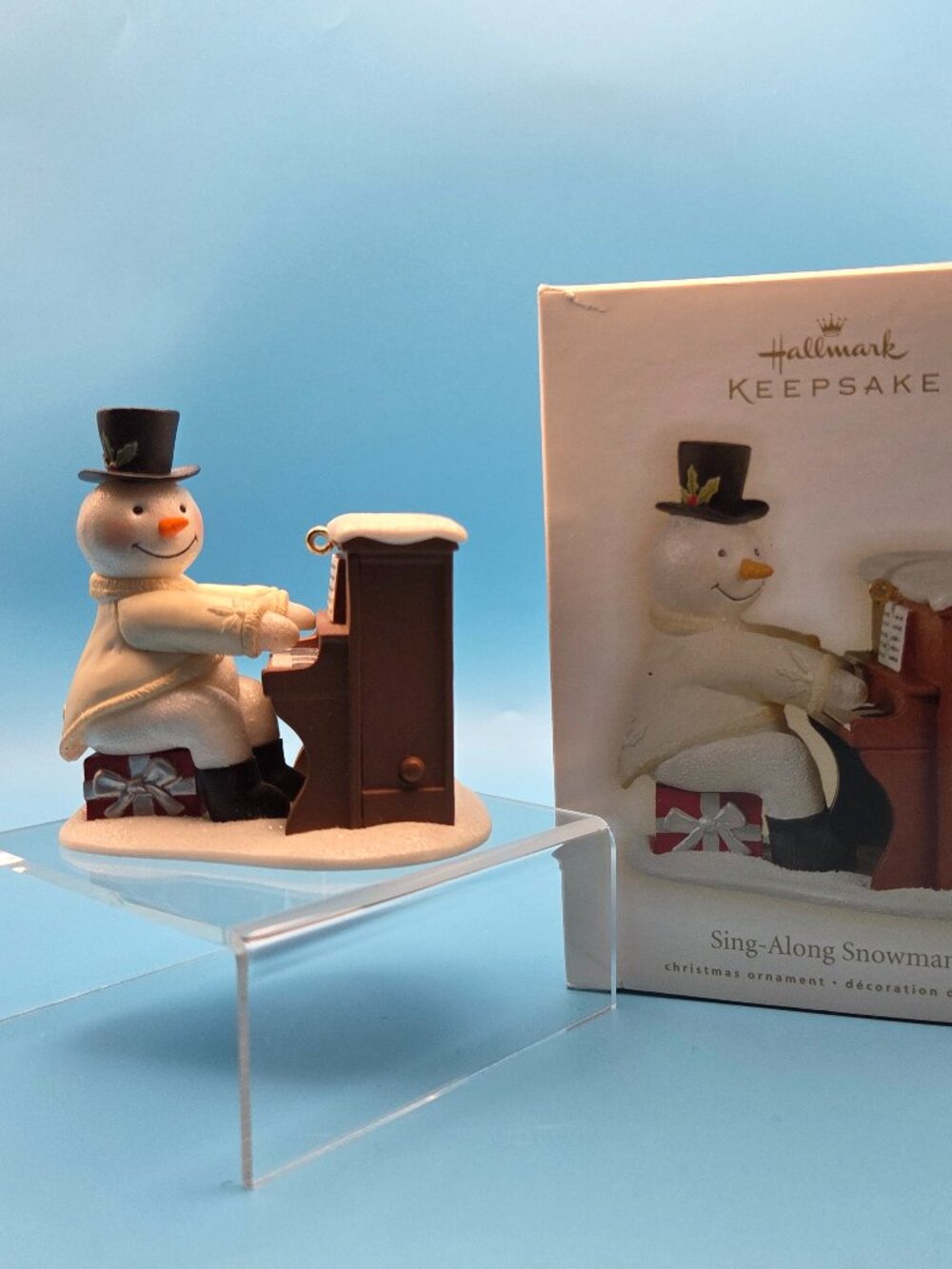 Hallmark Keepsake Ornament 2009 "Sing-Along Snowman" - Like New